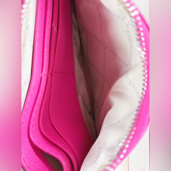 STEVE MADDEN Wristlet & Scarf Keychain Gift Set, Hot Pink 7” Travel Party - Picture 5 of 5